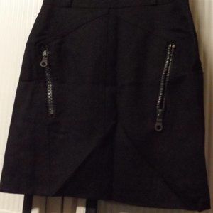 BLACK WOOL MINI SKIRT, 8/10, FRONT SILVER ZIPPER POCKEETS, UNISEX